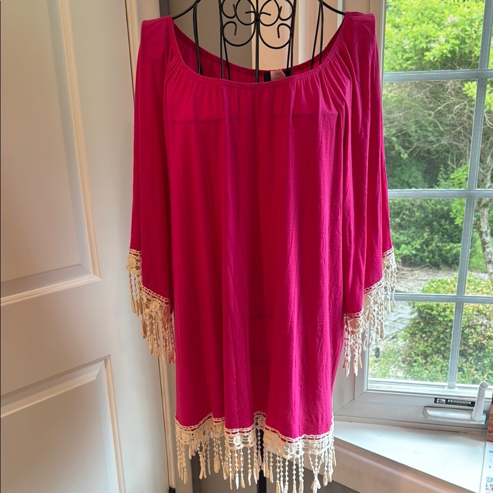 Vintage fuchsia, lace fringe BoHo style ladies blouse